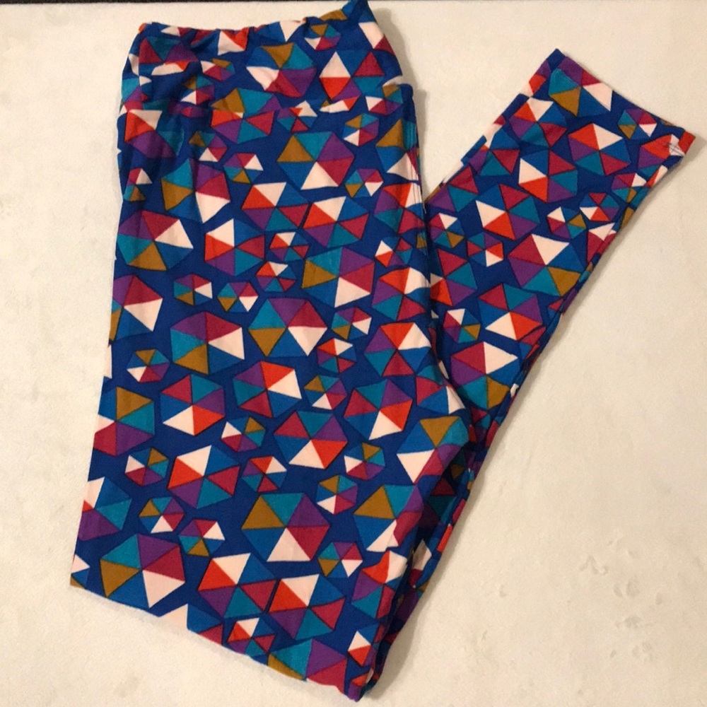 LuLaRoe Tall & Curvy leggings NWT